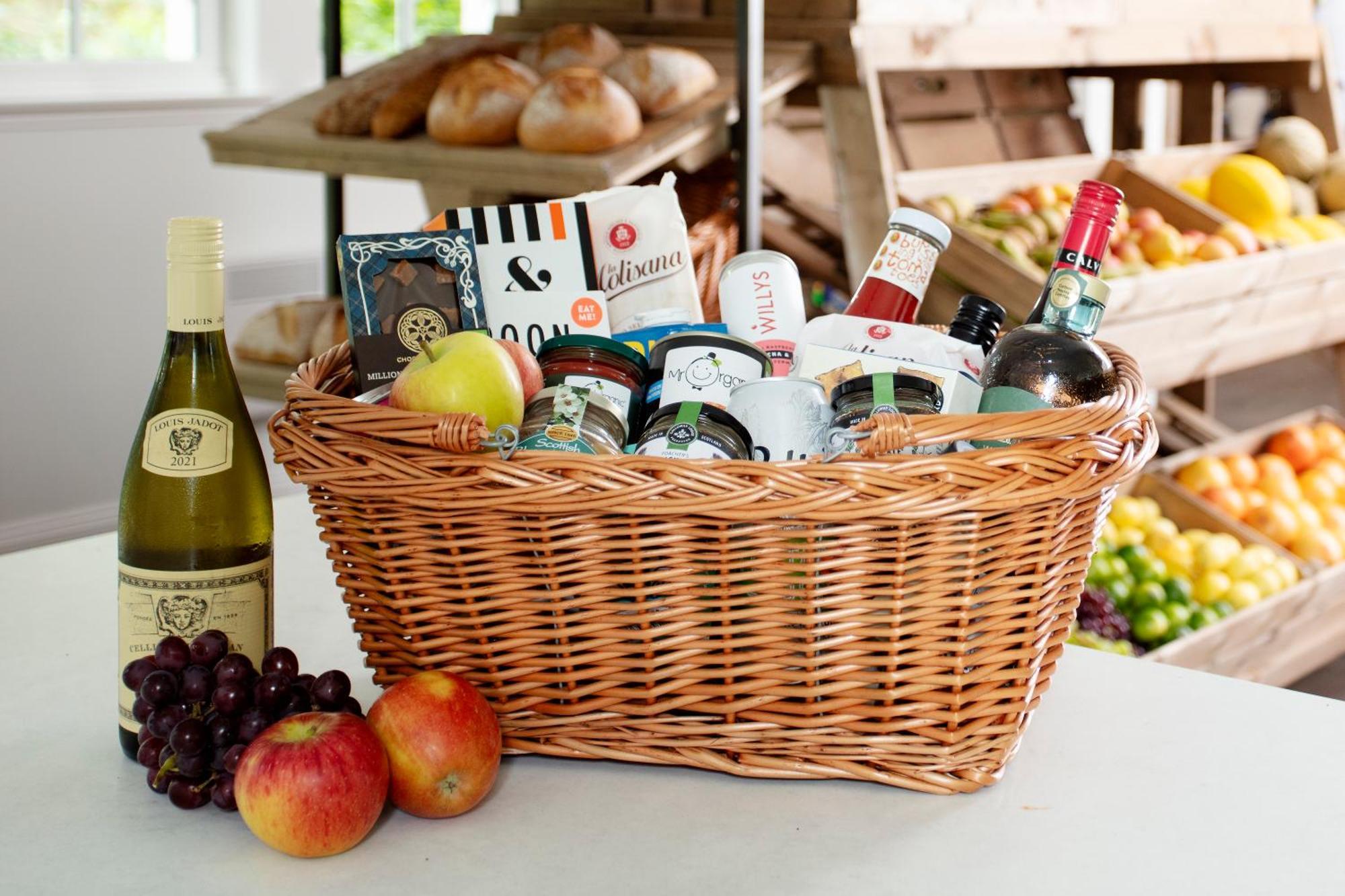Schloss Roxburghe, Part Of Destination By Hyatt Exterior foto A picnic basket