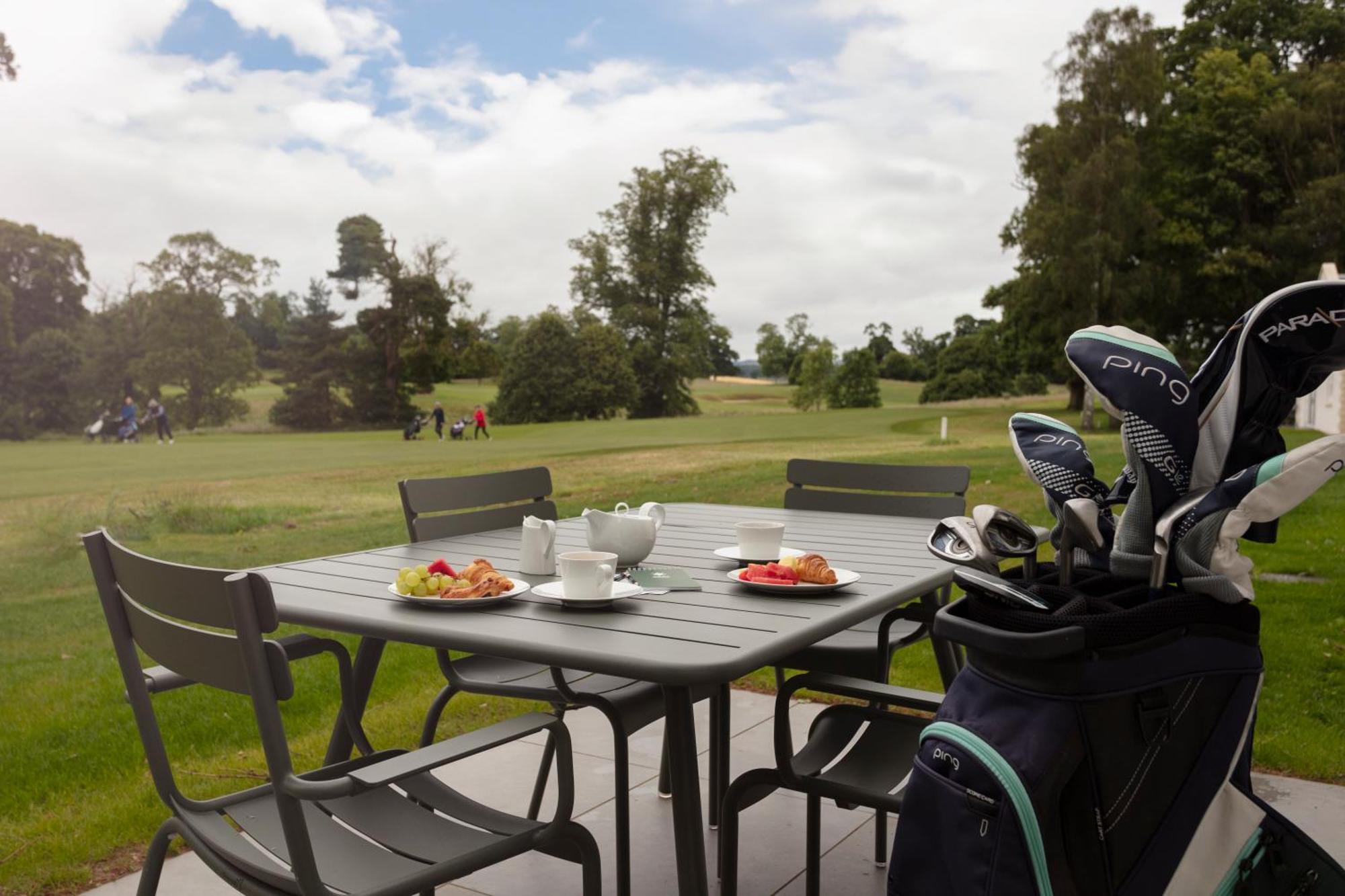 Schloss Roxburghe, Part Of Destination By Hyatt Exterior foto The 18th at The Grove